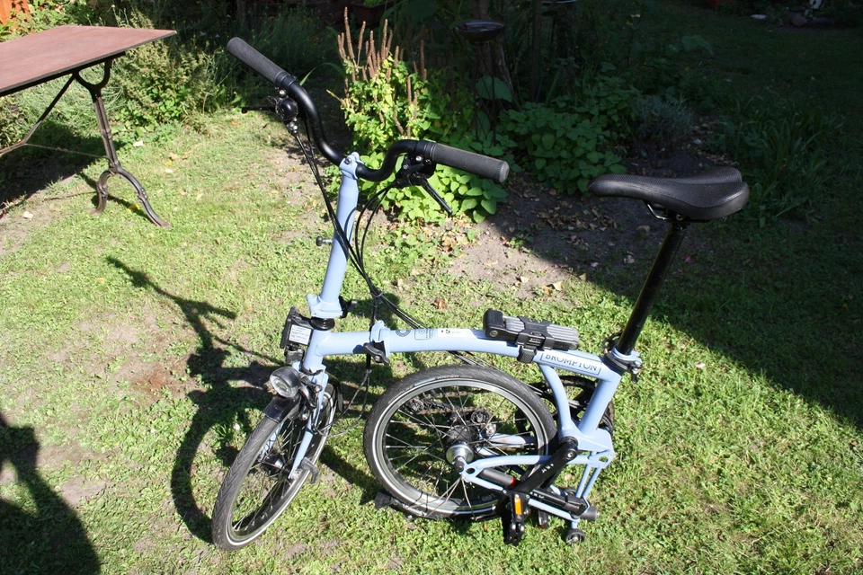 Faltrad Brompton C Line Explore ( 6 Speed) M- Lenker / cloud blue matt - Bild 2 von 4