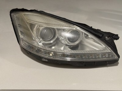   10-13 Mercedes W221 S550 S400 Right Headlight Lamp Bi-Xenon 2218207839 OEM