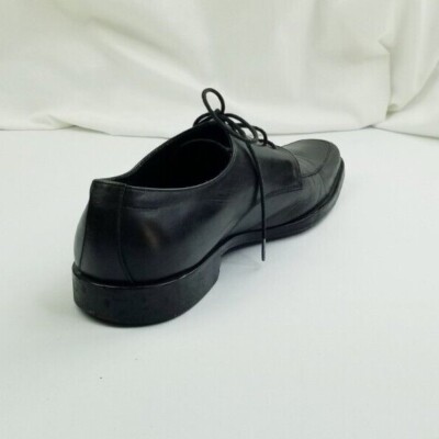 Hugo Boss Size 10 Men display picture 1