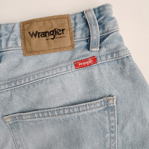 Wrangler Hi Bells Womens Size 10 Denim Shorts Cut Off Fray Light Blue High Rise - Picture 13 of 19