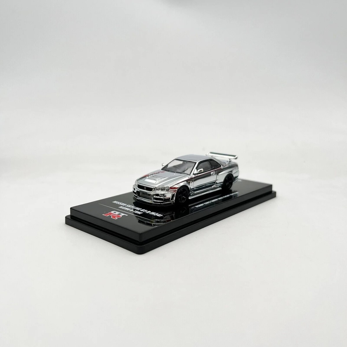 INNO64 1:64 Nissan Skyline GT-R R34 Hobby Expo CHINA 2023 Chrome 3