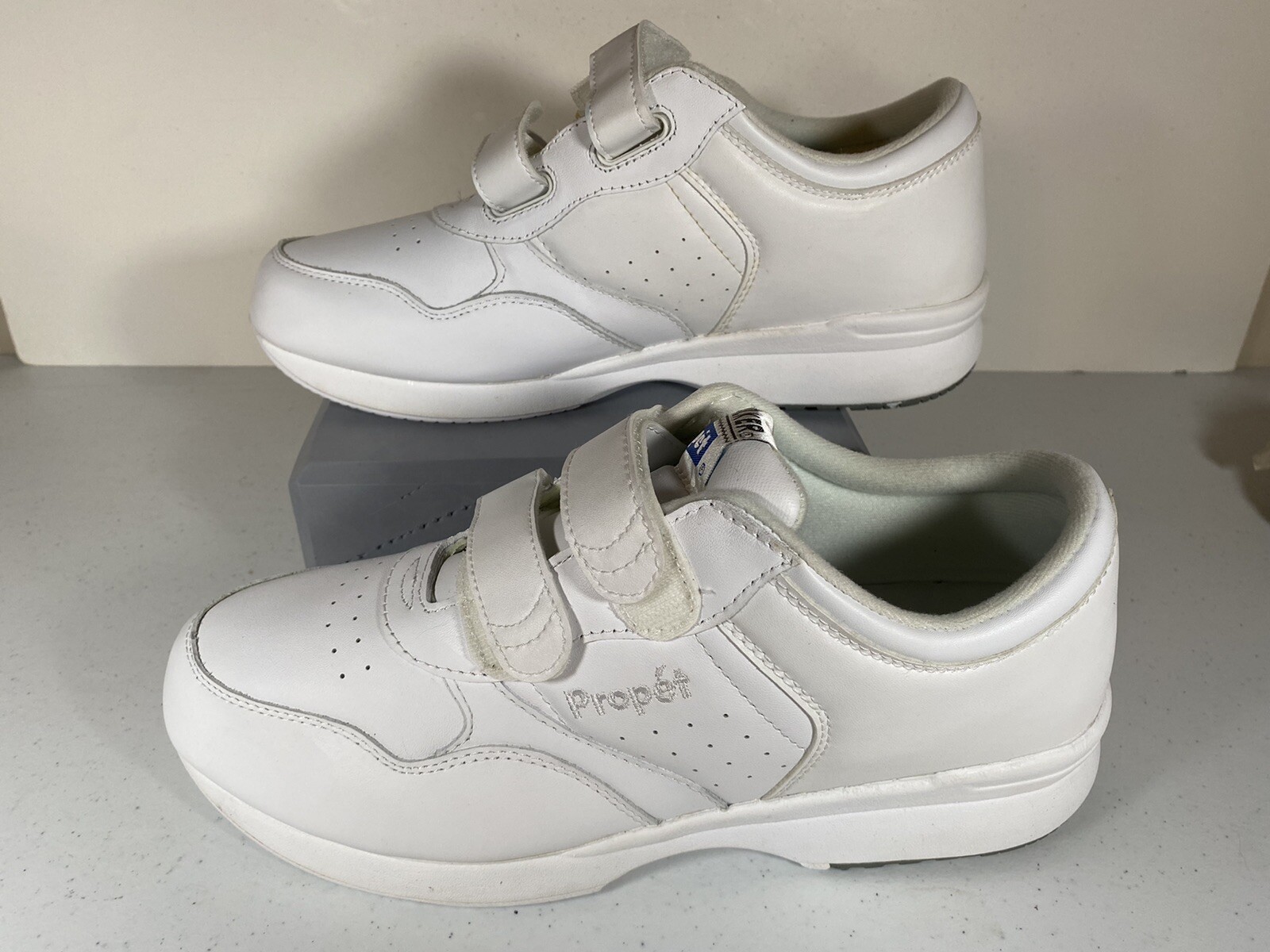 PROPET Life Walker White Sz 12 Men 