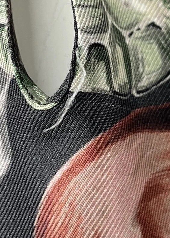 Camiseta Valentino ALTERED Safari estampa seda manga curta multicolorida tamanho M - Imagem 4 de 4