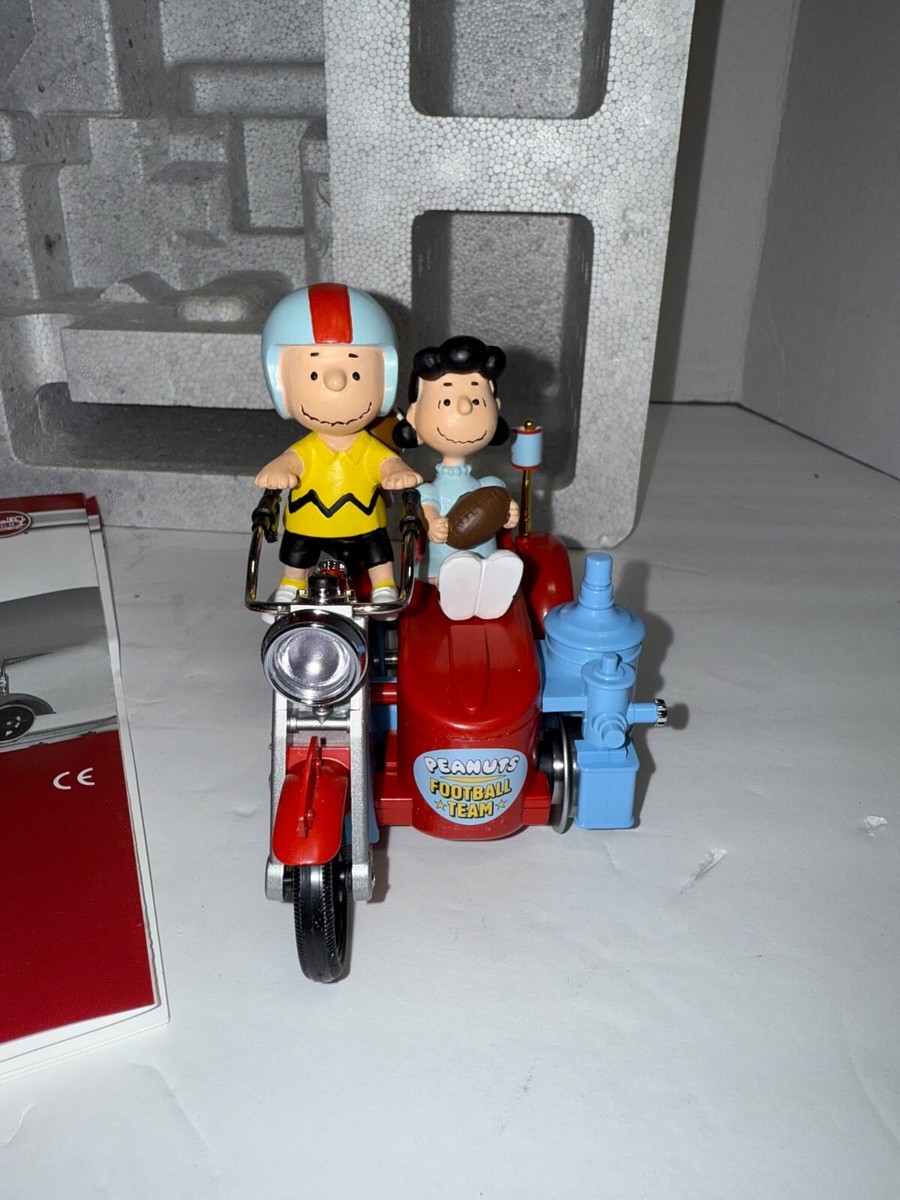 LGB G Scale 22030 Peanuts Snoopy Peanuts Motorized Motorcycle