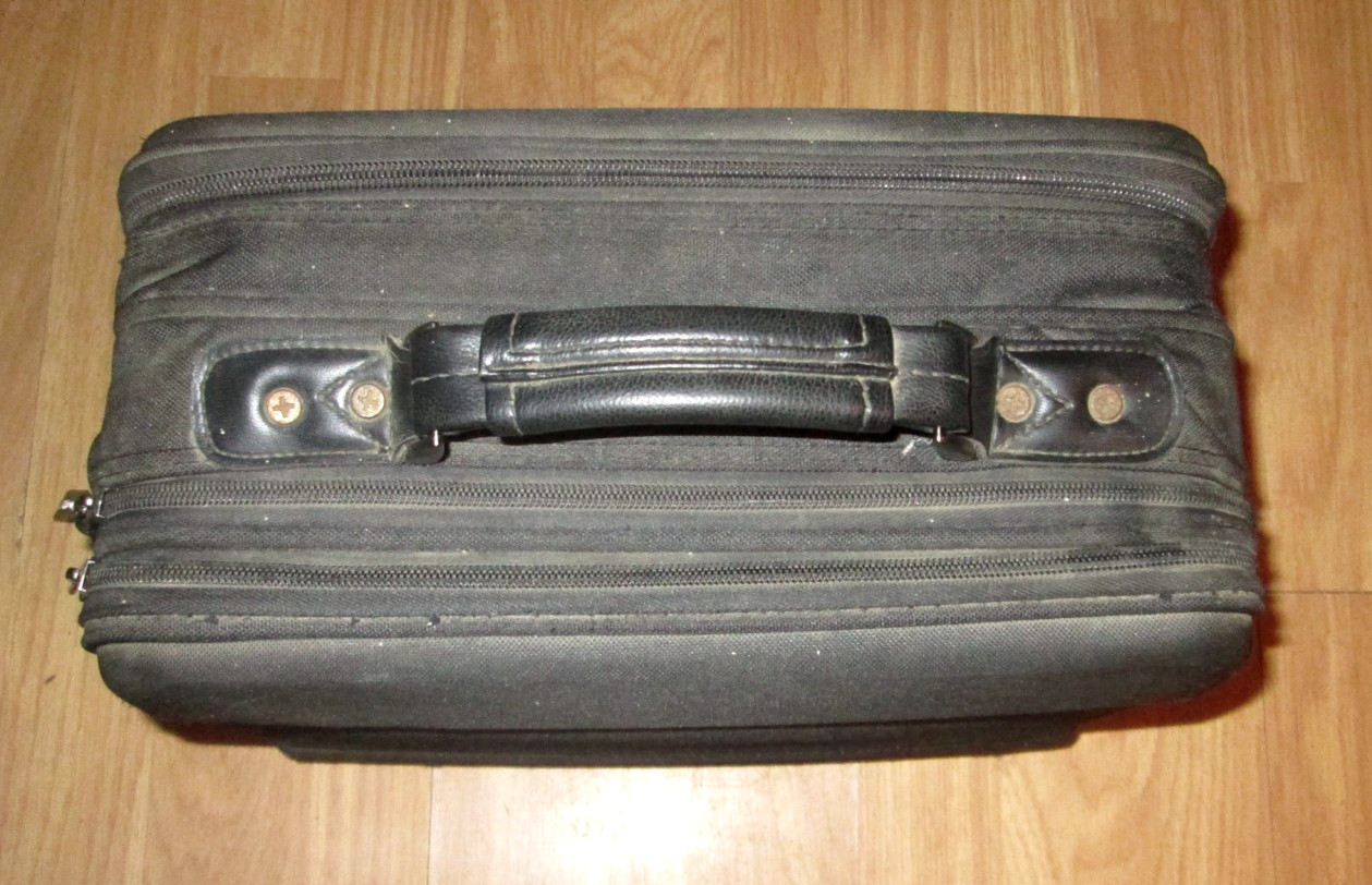 Bolsa/estuche de viaje Toshiba rígido negro adecuado para computadora portátil/pad de 12 pulgadas