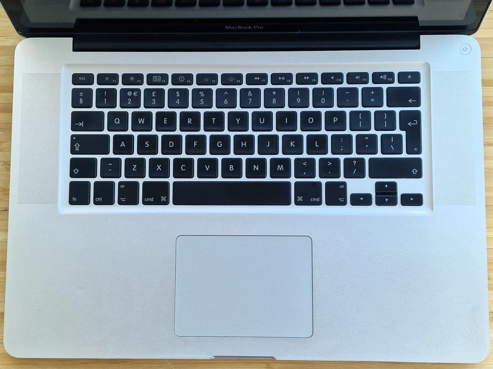 MacBook Pro "Core i7" 2.66 15" Model A1286 Mid 2010 Parts ONLY - Image 3 of 4