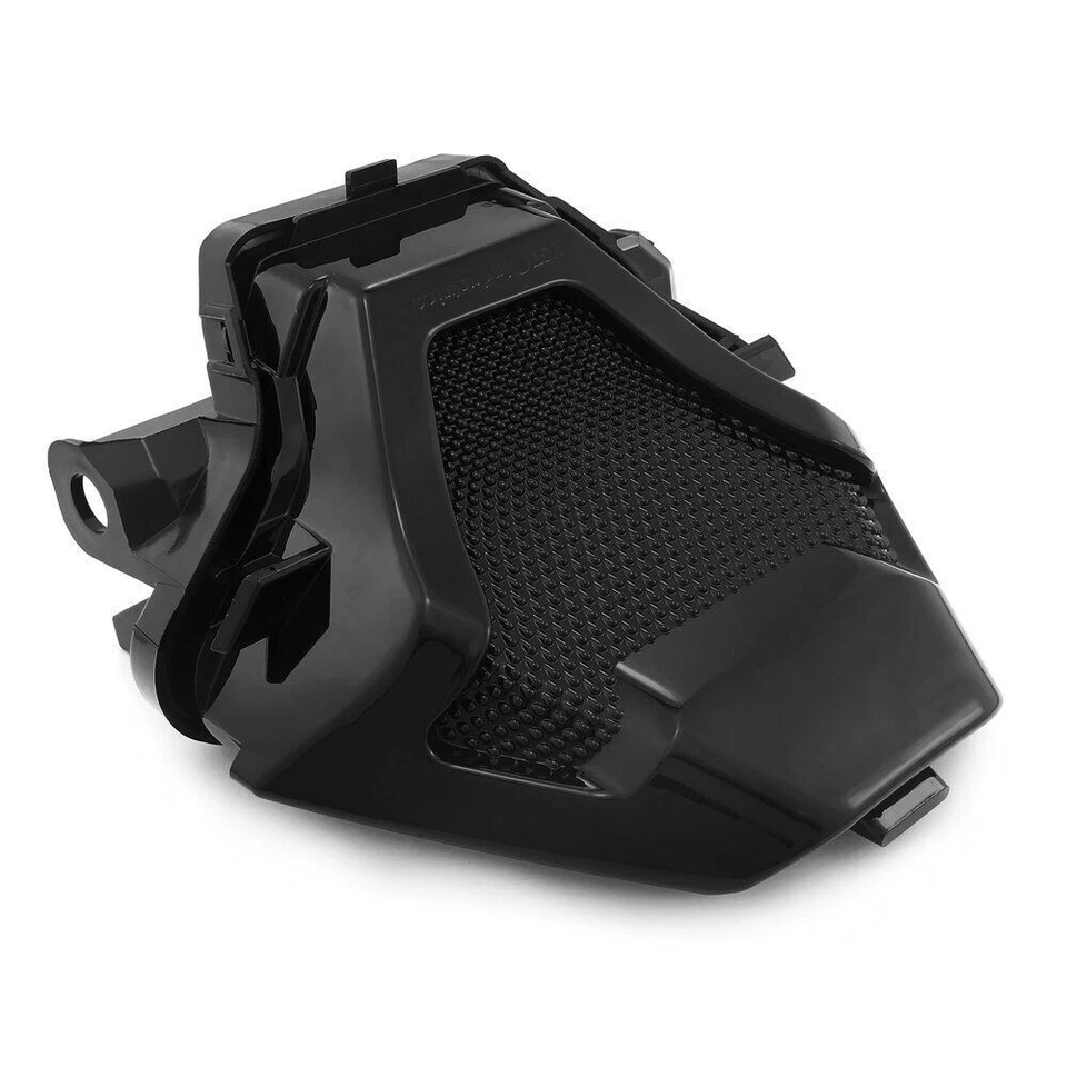 LED Brake Tail Light Integrated Turn Signal For Yahama R3/R25/MT07/MT03/ LC150 - Image 4 of 4