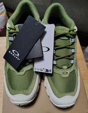 OAKLEY Sierra Terrain Unisex Running Shoes Trail Hiking Sport Size 6.5 NIB