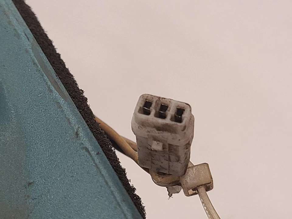 Used Right Door Mirror fits: 1994 Mitsubishi Mirage Power 2 Dr Right Grade C - Image 2 of 4