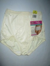 Bali body by bali Moderate Control Brief Style 9706 Size Medium