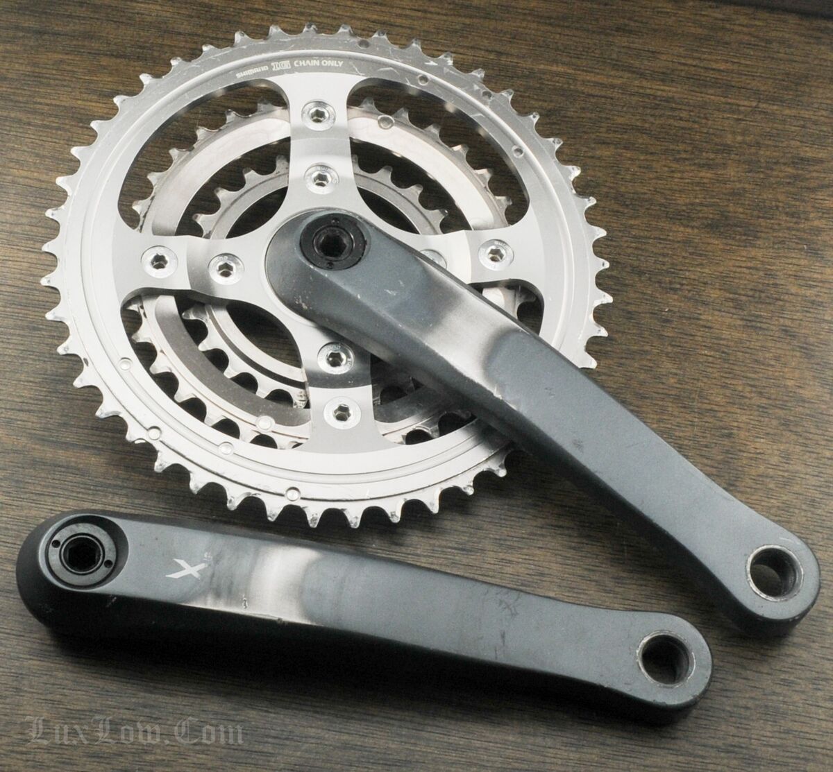 Vintage Shimano XTR 175mm Mountain Bike CRANKS 46t 34t24t Vintage Shimano XTR 175mm Mountain Bike CRANKS 46t 34t24t