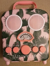 Sunnylife Portable Beach Mp3 Speaker w/AM/FM Radio
