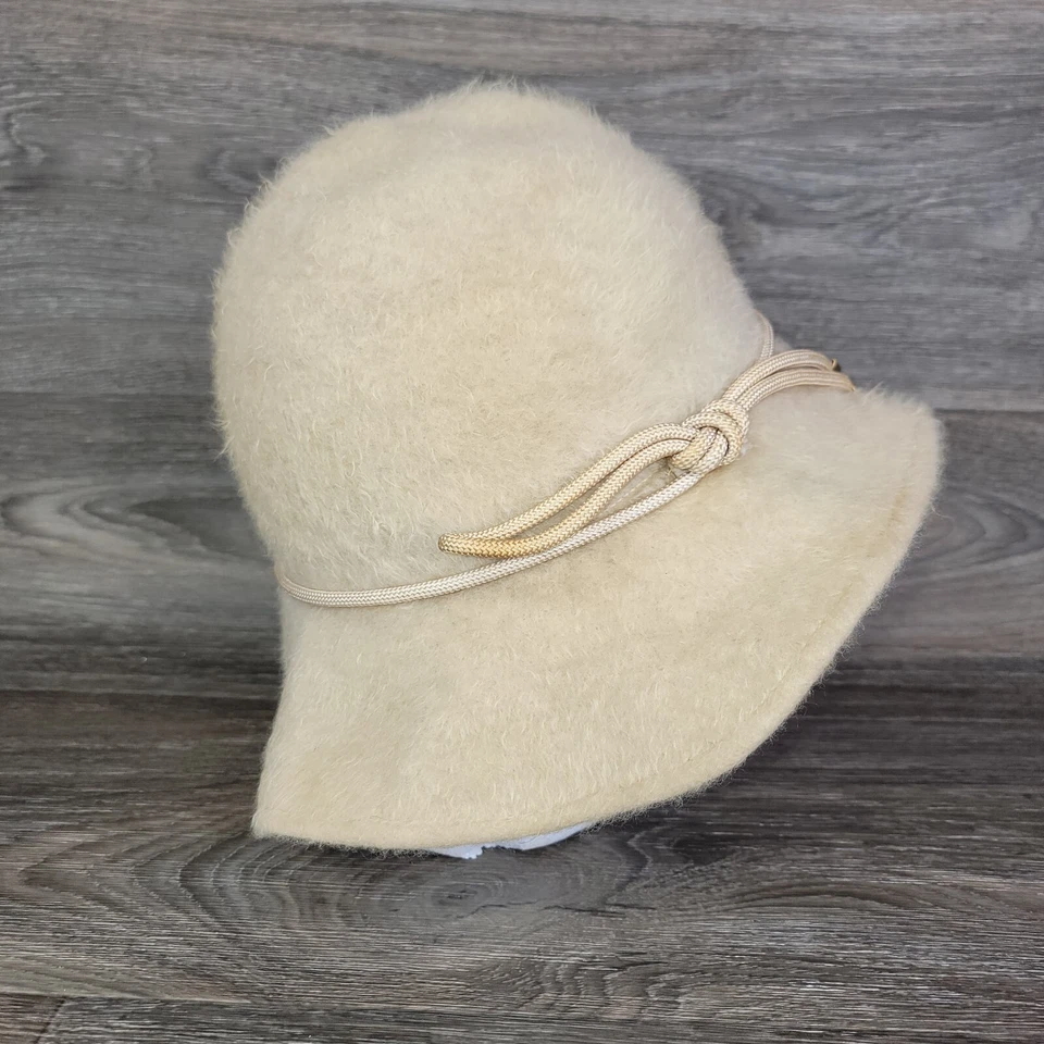 Vintage Cloche Style Fur Hat Marche Exclusive Beige Blonde Off White 22.5 22½ - Image 4 of 4