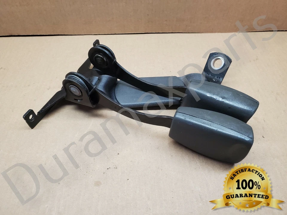 2003 - 2006 GMC Chevrolet Cadillac 2nd Second Row Seat Belt Buckle OEM 1KP168034 Foto 4 de 4