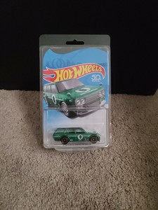hot wheels datsun 510 wagon green