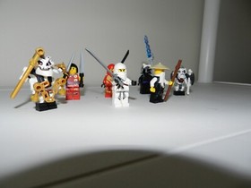 Lego 2507 Ninjago Fire Temple Set of Minifigures