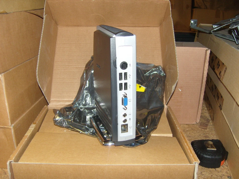231254-001 238362-001 Evo Thin Client T20 - 300MHz, CE, 16F/32R - Image 2 of 4