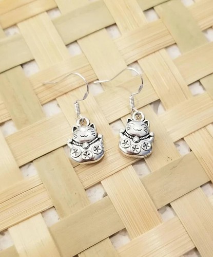 Lucky Cat Earrings Maneki Neko Lucky Cat Jewelry Silver Lucky Cat Earrings - Picture 5 of 7