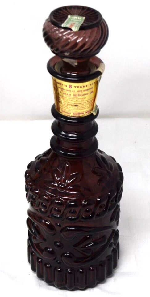 Jarra Art Deco Kentucky Derby 1967 vidrio Jim Beam amitista púrpura vacía Foto 2 de 4