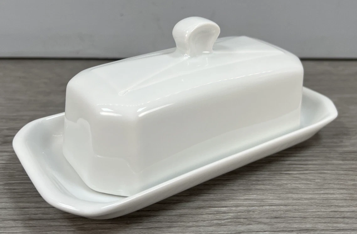 Pillivuyt White Porcelain Covered Butter Dish France Depuis 1818