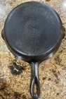 Vintage Griswold No 5 Cast Iron Skillet Small Block 724F No Wobble