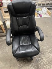 Executive Black Faux Leather Swivel Office Chair Arms Gas Lift Wheels 136kg