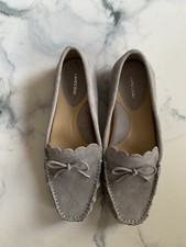 Lands' End Gray Leather Scalloped Bow Slip-On Loafer Flats Comfort Women  s US 9D