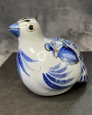 Vtg Tonala Mexico Pottery Hand painted Folk Art Bird white/ blue floral vintage
