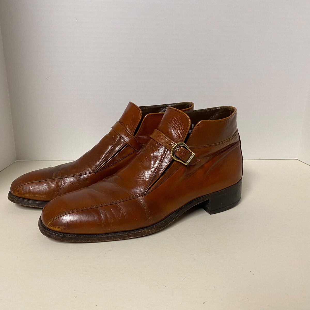 Vintage Florsheim Imperial 9B • Kangaroo Leather Brown Beatle Strap Ankle  Boots
