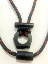 Fire Starter Breakaway Necklace Survival Flint and Steel Kit Paracord Bushcraft 