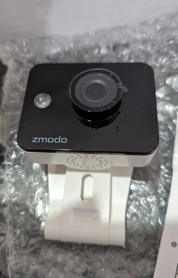 2 Pack Mini Pro 1080P Indoor Home Security Camera ZM-SH75D001-WA Needs Plug in - Image 2 of 4