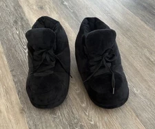 ComfyFeet Unisex Sneaker Slipper Size Large (men’s 7-9 or Womens 8-10)-Black