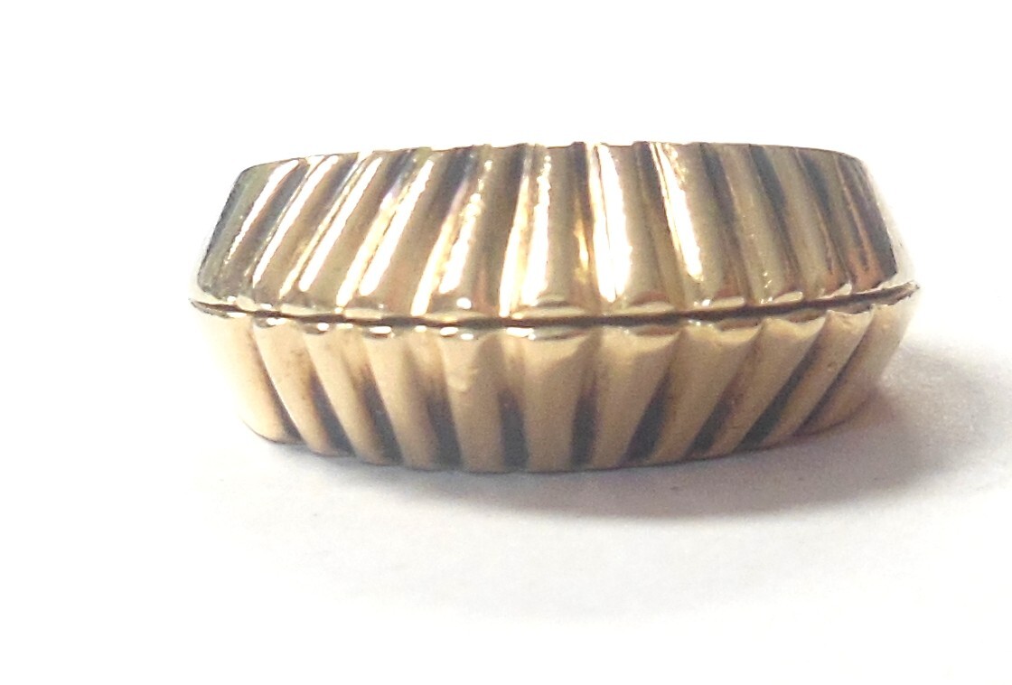 Solid 14K Yellow Gold 2 Part Split Clam Shell Cro… - image 3