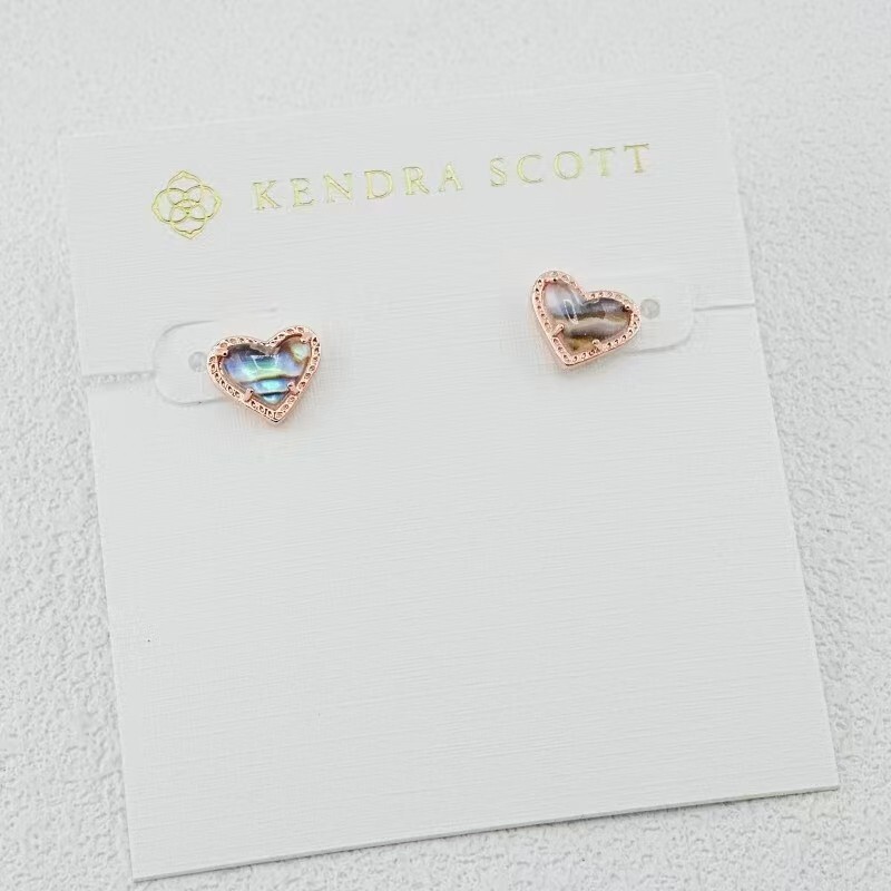 NEW Kendra Scott Ari Heart Shell Resin Stud Earrings Rose Gold