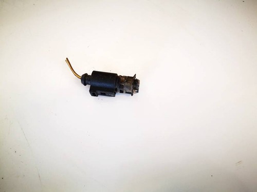 1j0919379a Temperaturschalter für Klimalüfter  Volkswagen Polo DE2501957-10