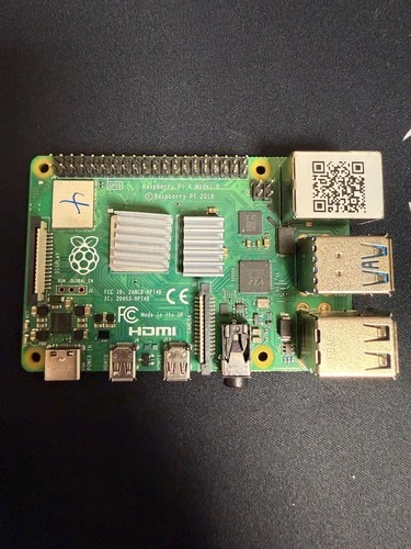 Raspberry Pi 4 Model B (ARM Cortex A72, 1,50 GHz, 4GB RAM) Mini PC