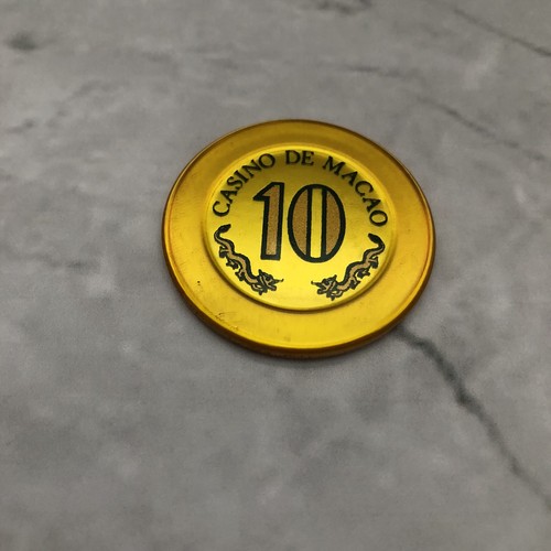 Jeton from Casino De Macao 10 Gold Casino Chip
