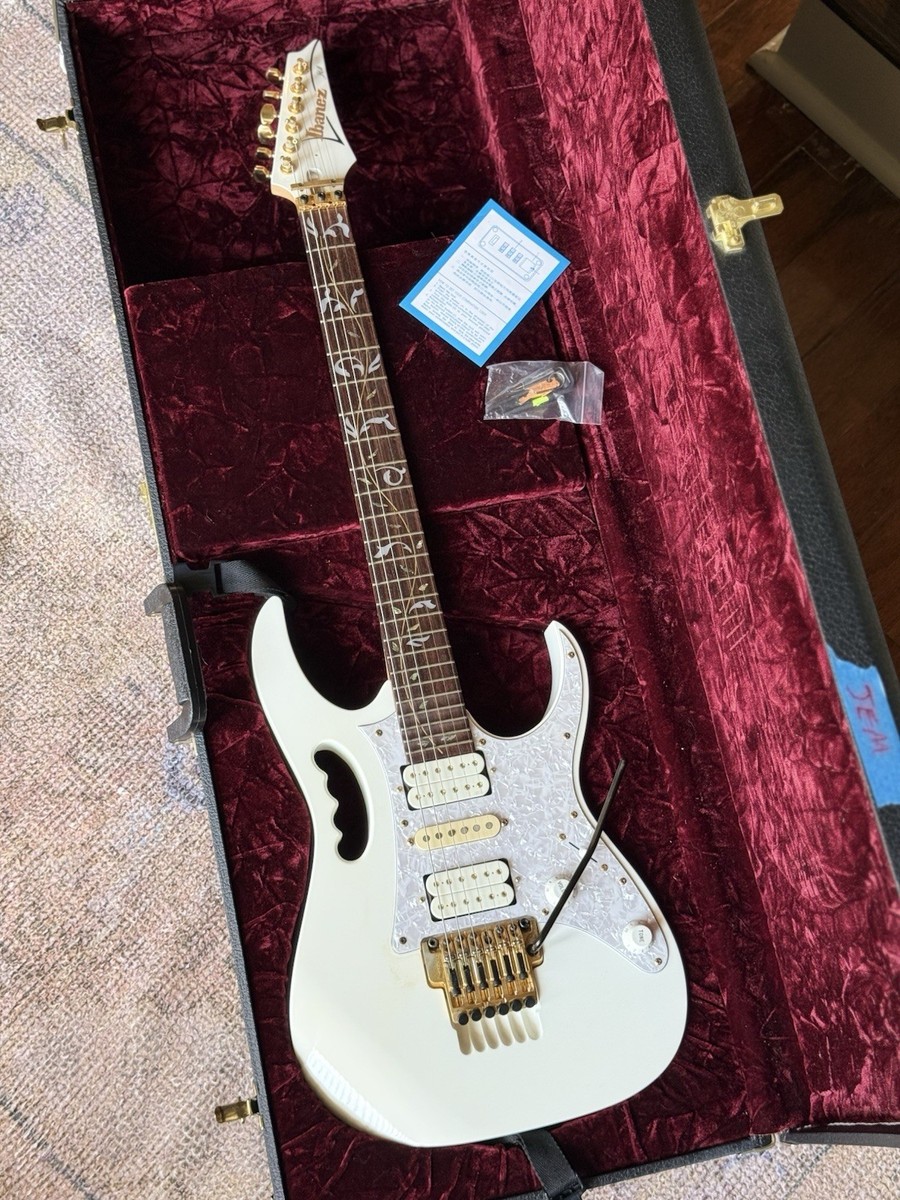 2004 Ibanez JEM7V-WH Steve Vai Signature Guitar W/ Case