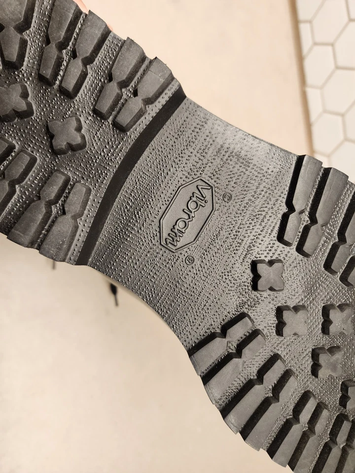 CLONE Italy Men's  Leather Boots size 45 Patent Leather 1999 Vibram Sole NOS - Image 2 of 4