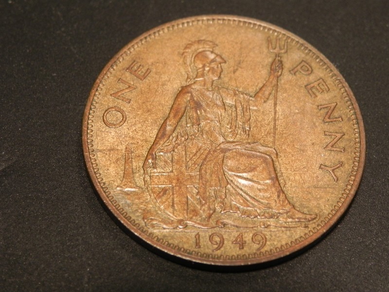 1949 GREAT BRITAIN 1 PENNY GEORGE VI BRONZE COIN CHOCOLATE RED COLOR KM 845