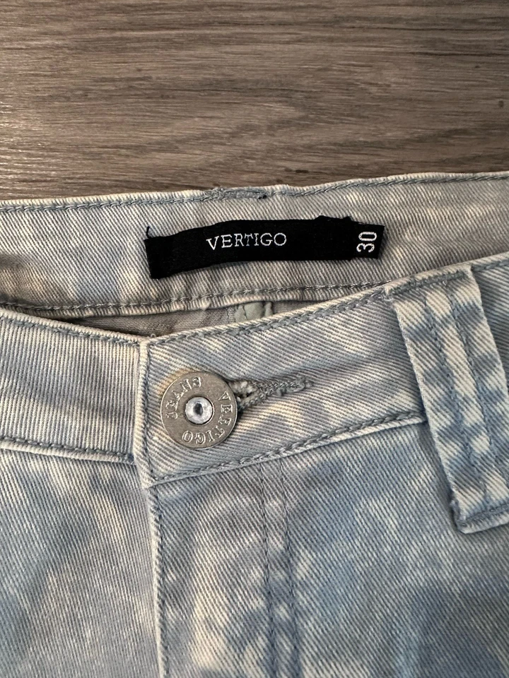 Pantalones de mezclilla para mujer Vertigo lavado claro Foto 2 de 3