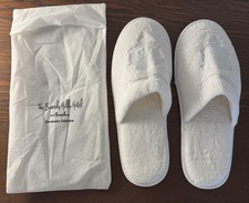 BEVERLY HILLS HOTEL DORCHESTER COLLECTION SLIPPERS! NEVER WORN! UNISEX