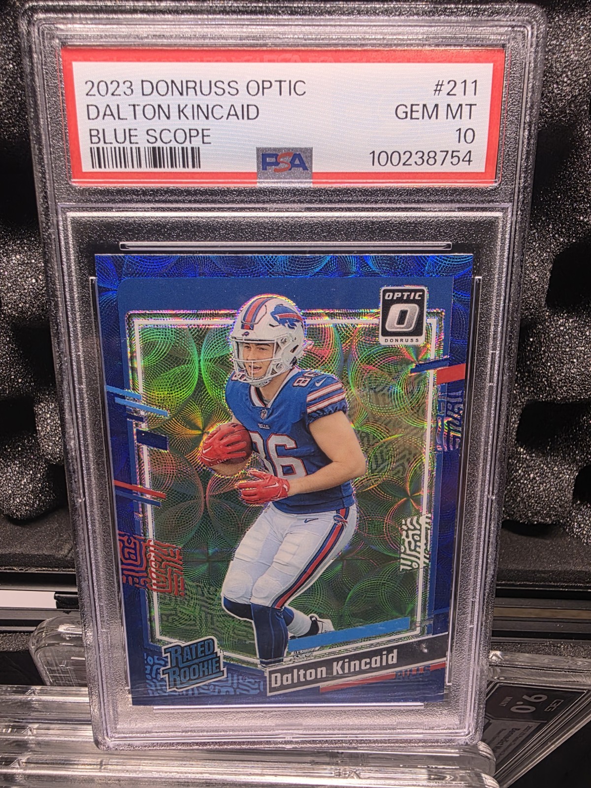 2023 Panini Donruss Optic - Rated Rookie Dalton Kincaid #211 Blue Scope Prizm...
