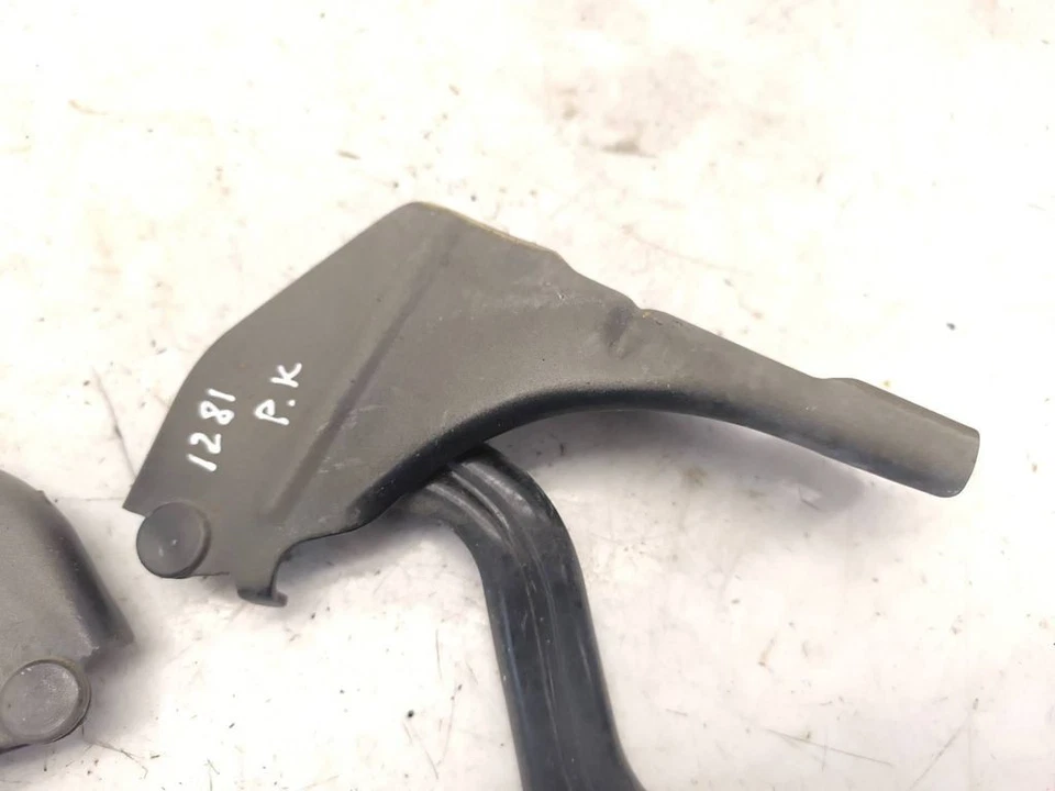 Alfa Romeo Mito 1.3JTDm 70kW 2010 Cerniere Del Cofano Anteriore NEROVR.HWB601 Foto 3 de 4