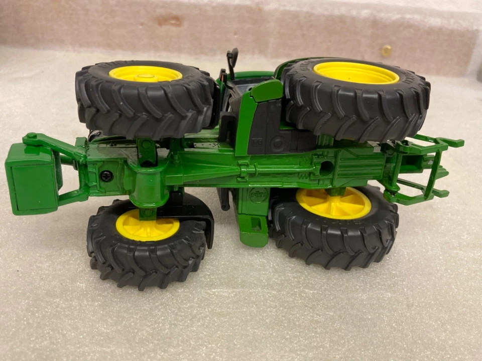 1/32 Scale Siku LCN ‘03 John Deere 6820 tractor tracteur traktor customised - Image 4 of 4