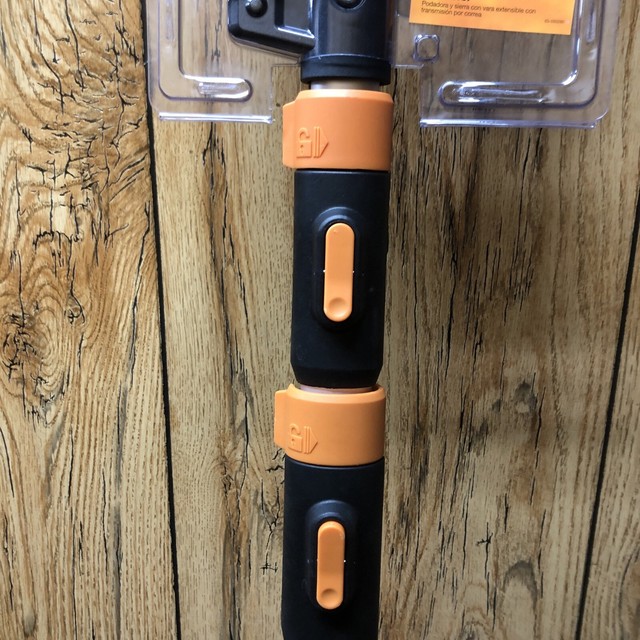 Fiskars 3947311001 7 16' Chain Drive Extendable Pole Saw and Pruner for sale online eBay