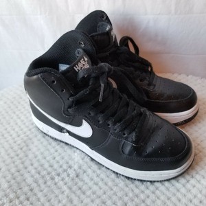 have a nike day high tops