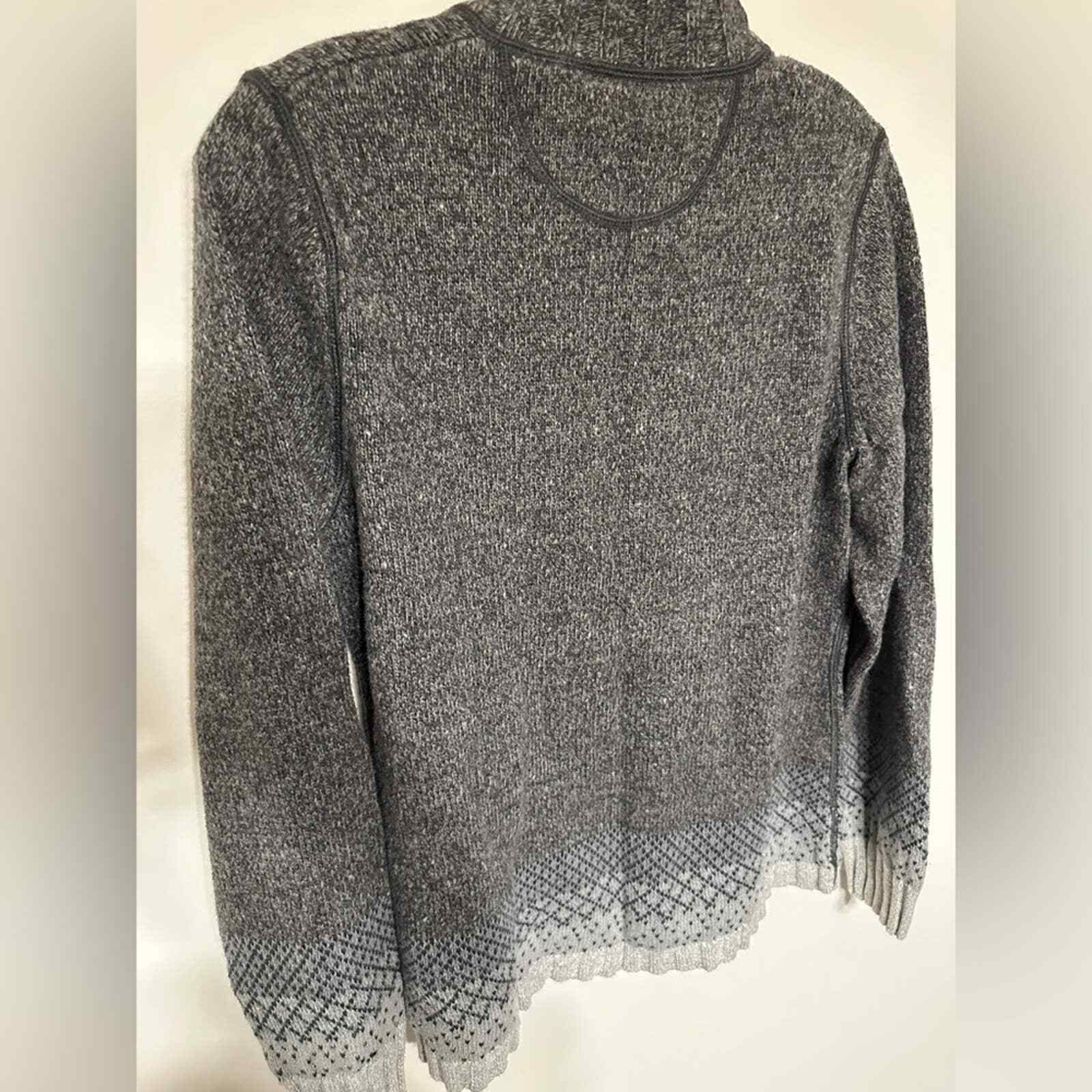 Woman's 3/4 zip grey Woolrich sweater eBay