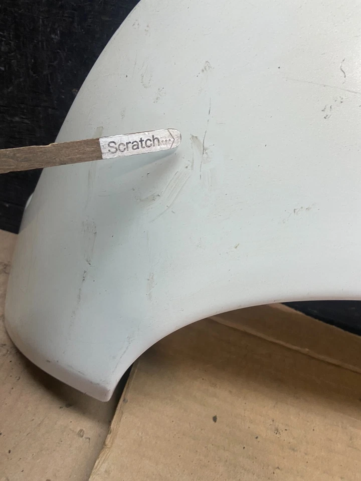 1999 to 2003 Lexus RX300 Rear Spoiler Gate Hatch Wing OEM i3208 DG1 - Image 4 of 4