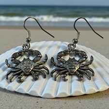 Crab Earrings Dangle Drop Silver Tone Beach Vacation Sea Hook Pierced Textured